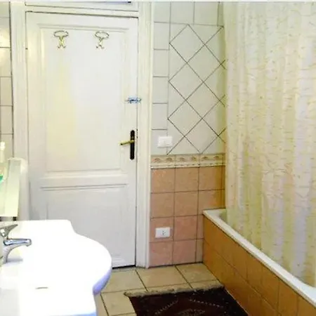 Stella's House Szálloda